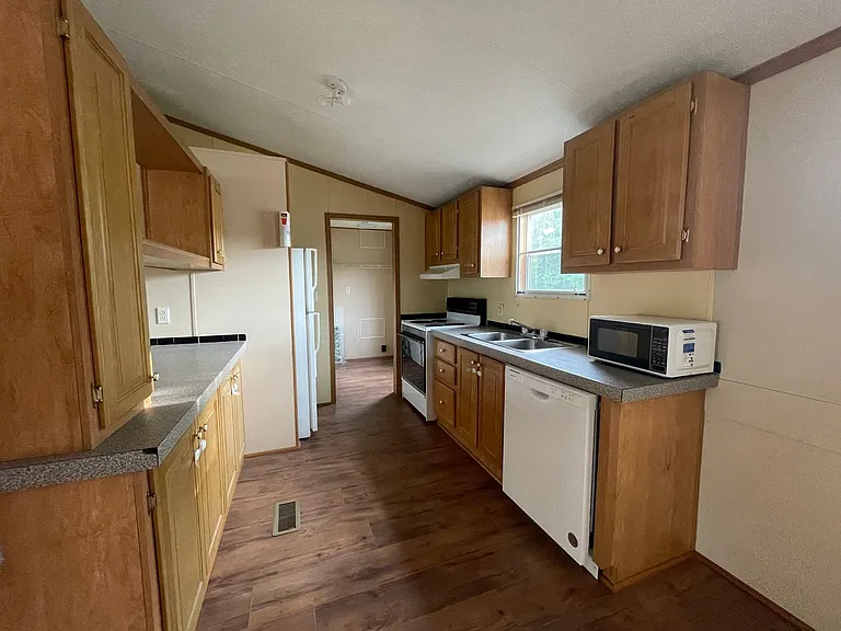 3602 Wellington Ln — Photo 61