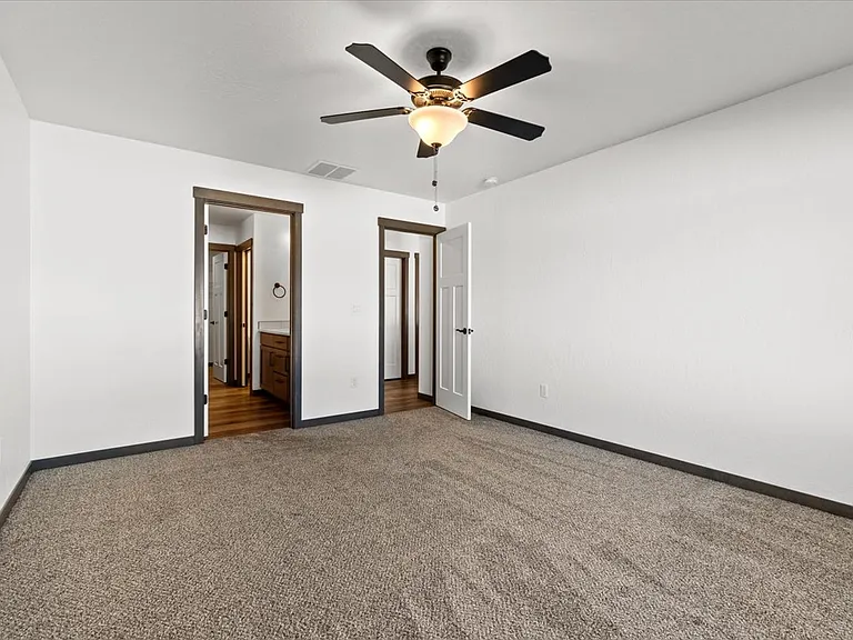 316 W Grange Ave — Photo 17