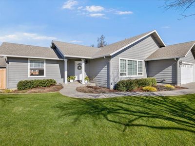 608 SE Liberty Dr, Grants Pass, OR, 97527