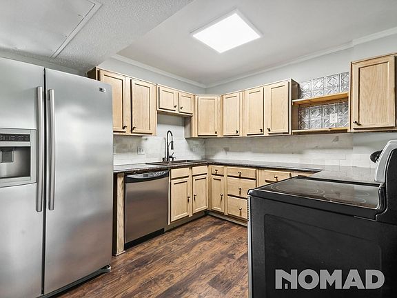 5th image of 2908 Country Place Cir