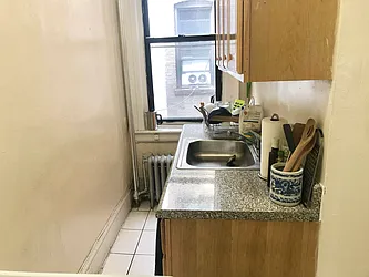 Rented by Delmark Realty LLC