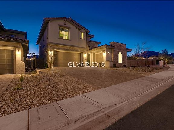 3rd image of 233 Castellari Dr