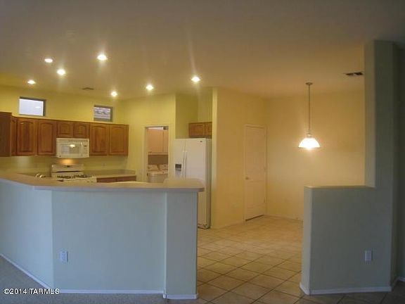 5th image of 7824 W Red Clay Ln