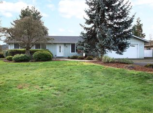 17573 N Bank Rd, Roseburg, OR 97470