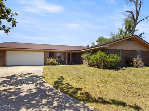7421 Oak Ridge Dr, Panama City, FL 32404