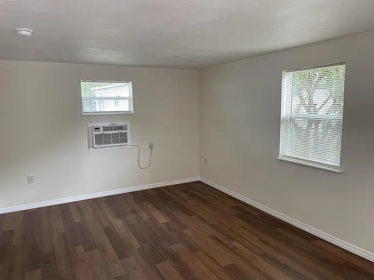 2850 Lake Alfred Rd #10 — Photo 2