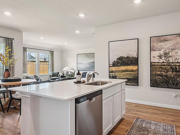 7th image of this home