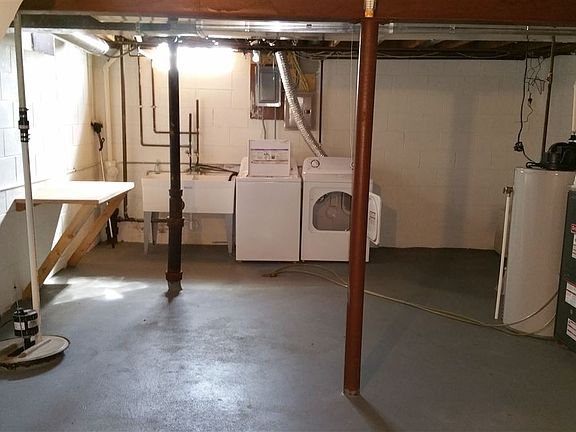 3rd image of 1693 College Ave