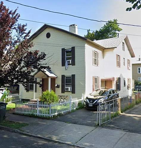 417 Shelton St #2 Photo 1
