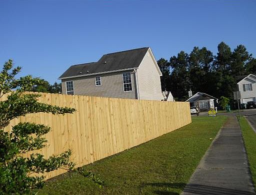 3rd image of 13374 Warren Dr