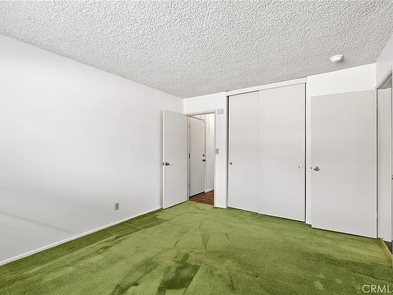 5 Carol Pine Ln — Photo 26