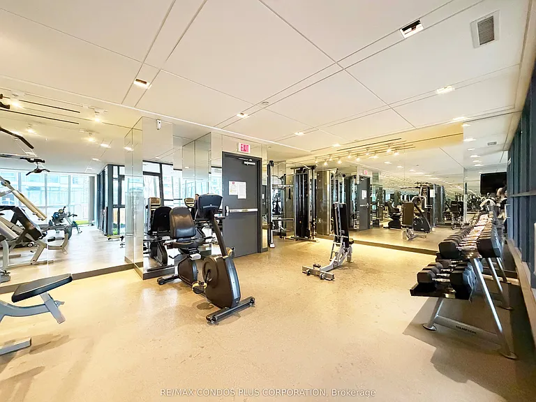 210 Simcoe St #2410 — Photo 17