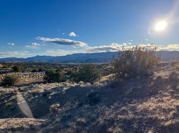 Dulce St, Abiquiu, NM 87510