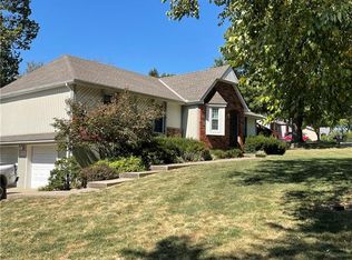 4808 S Kendall Dr, Independence, MO 64055