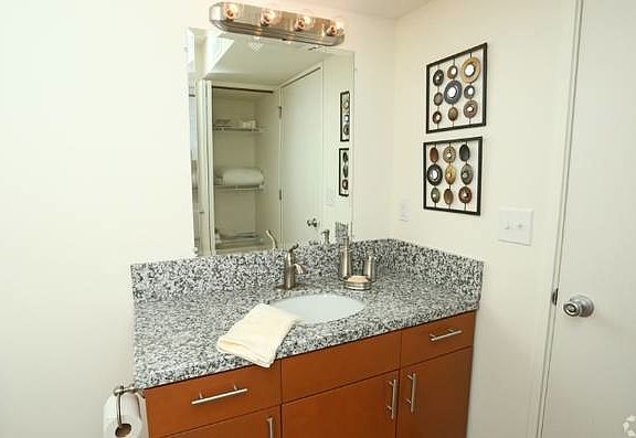 3rd image of 138 Helle Blvd APT 307