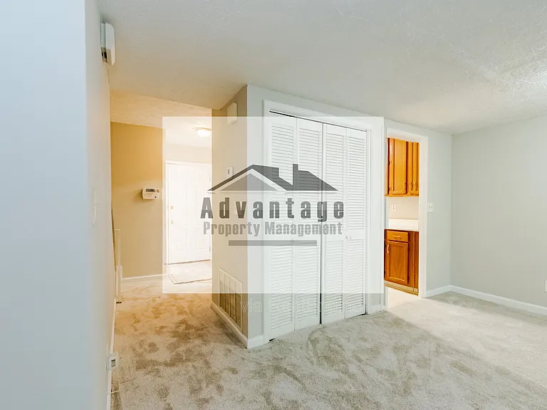2782 Country Ct SE #B — Photo 8