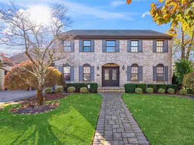 30 Columbia Road, Rockville Centre, NY, 11570