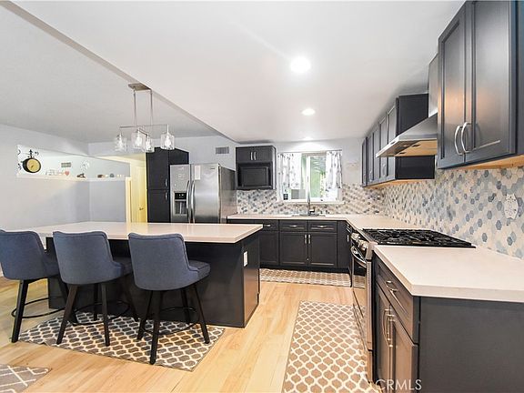 2nd image of 5493 Peacock Ln