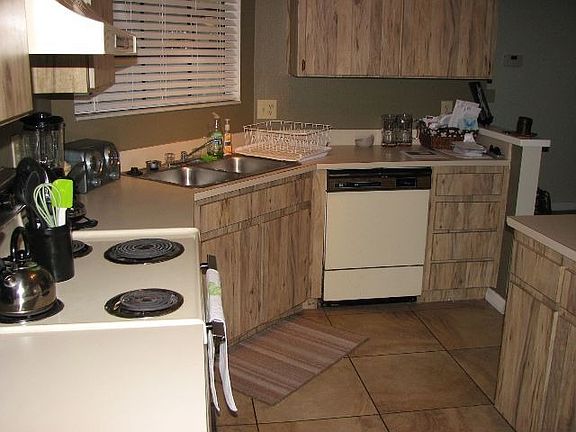 5th image of 12855 Coverdale Dr
