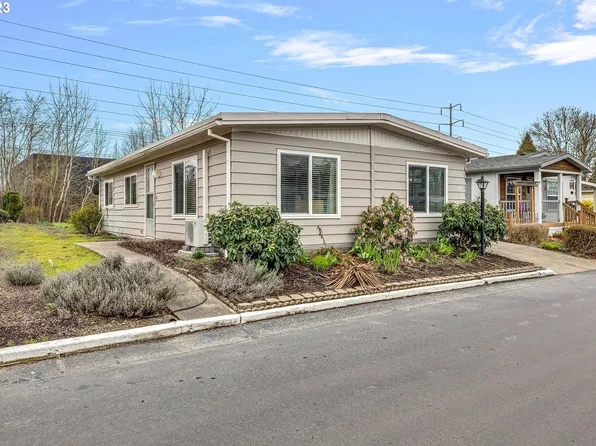 767 SW Liberty Bell Dr, Beaverton, OR 97006