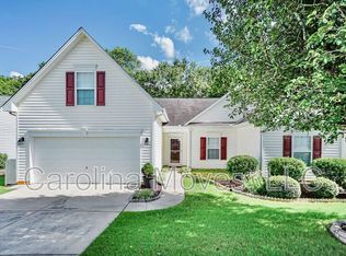 622 Timber Walk Dr, Simpsonville, SC 29681
