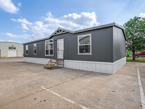 2nd image of 15701 Us Highway 59 Business #5