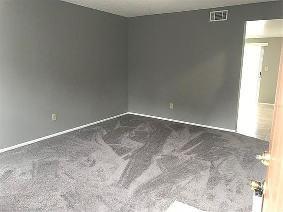 5th image of 3556 Khayyam Ave