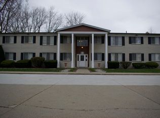 1630 E Thirteen Mile Rd #1632, Madison Heights, MI 48071