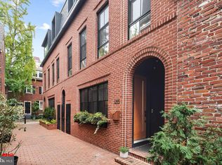 1215 Addison Walk, Philadelphia, PA 19147