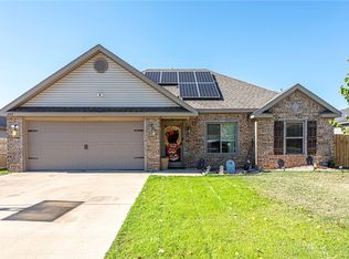 3154 Chelsey Ln, Bethel Heights, AR 72764