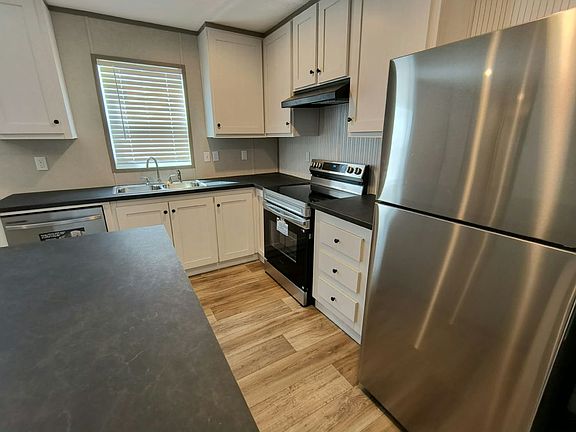 3rd image of 118 Ixora Ave #Ix