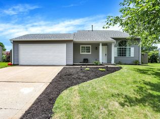 163 Country Wood Dr, Whiteland, IN