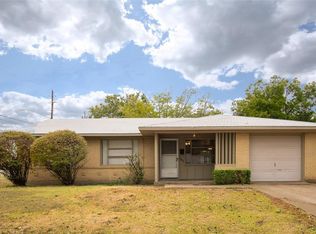 1742 Glen Key St, Grand Prairie, TX 75051