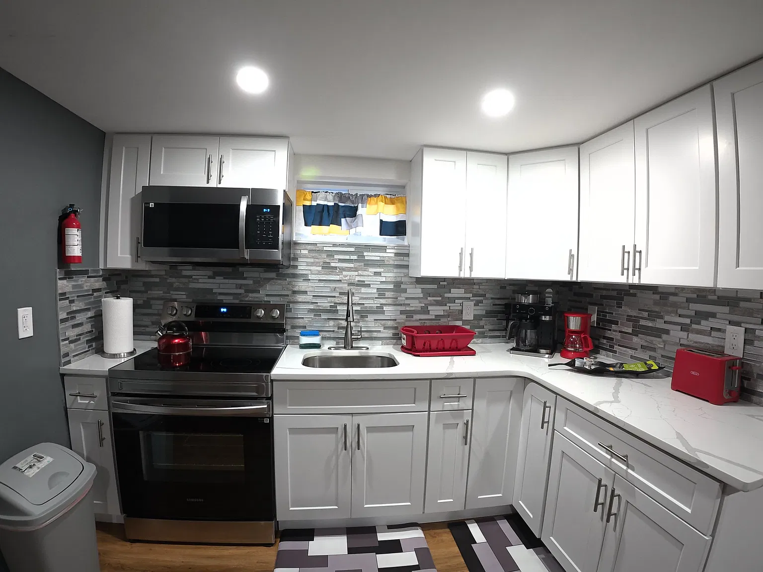 2 bed, $3,500 — Photo 3