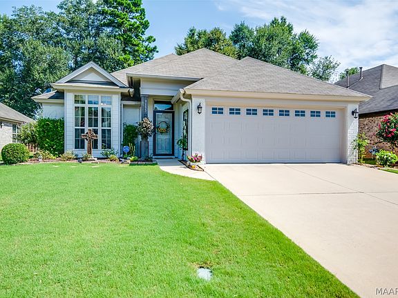 2nd image of 9155 Crescent Lodge Cir