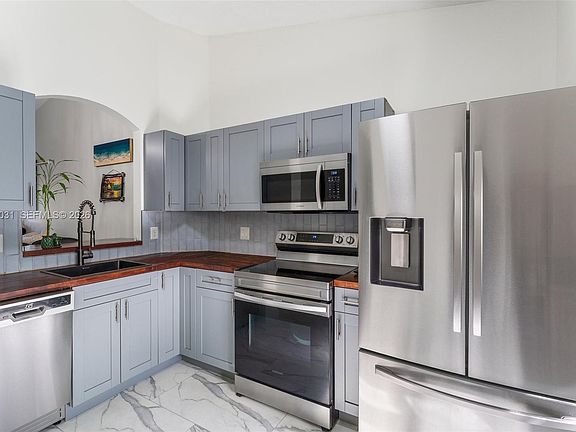 5th image of 2140 NW 78th Ave APT 204