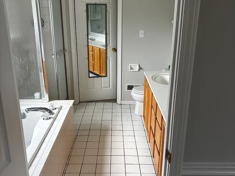 10804 Tanbark Dr — Photo 6