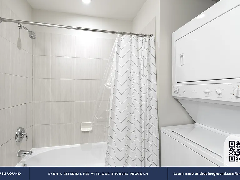 Washer/Dryer in Apartment