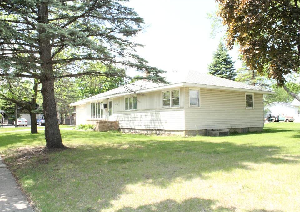 1st image of 3505 10th St N