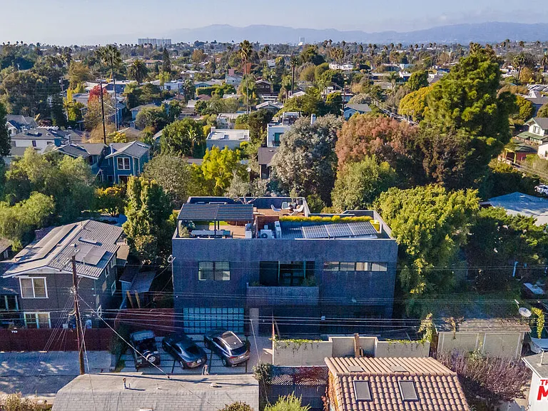 746 Marco Pl — Photo 73