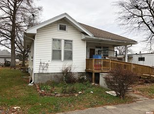 24 Virginia Rd, Harrisburg, IL 62946