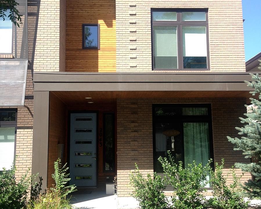 Exterior/StreetView