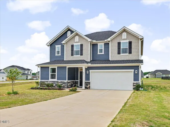 451 John Stark Dr, Fuquay Varina, NC 27526