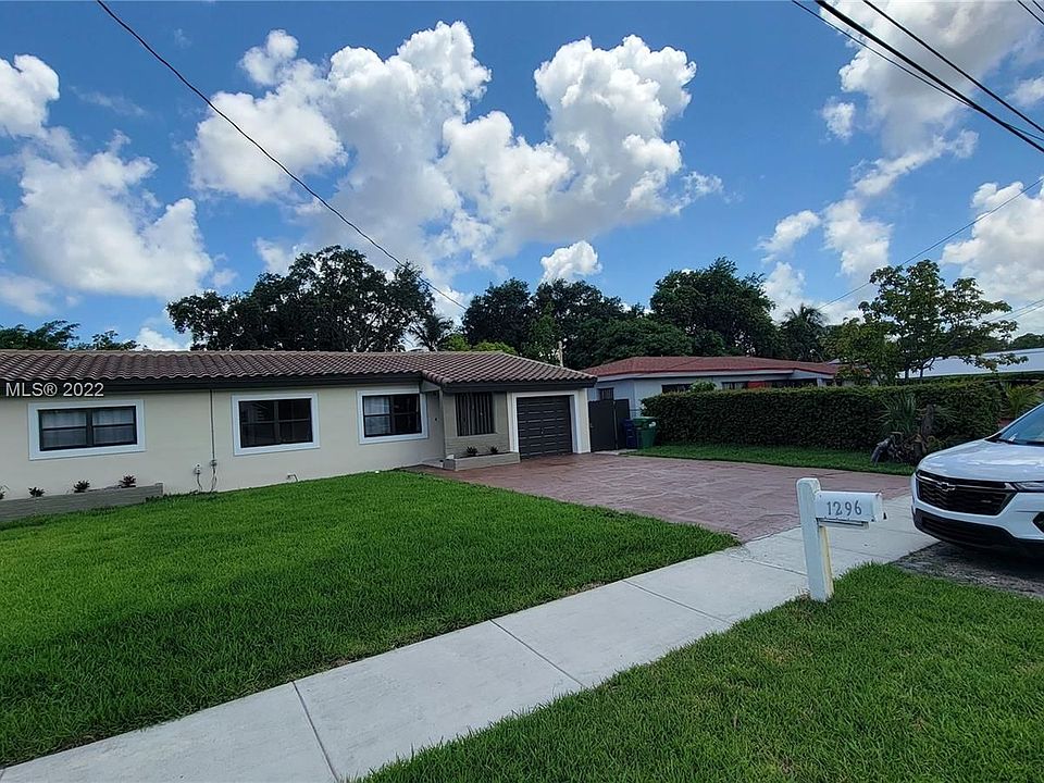 1st image of 1296 NE 146th St #A