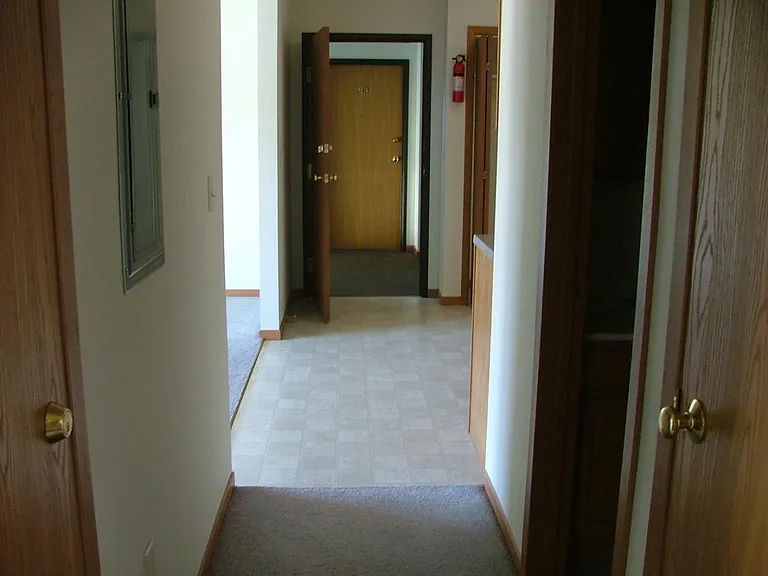 707 N Plum St — Photo 7