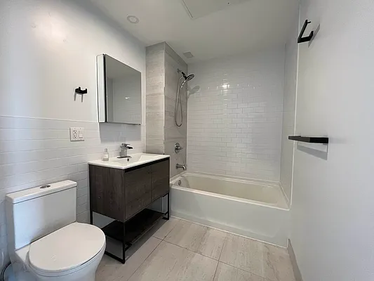 Rented by Rumah Realty Inc | media 13