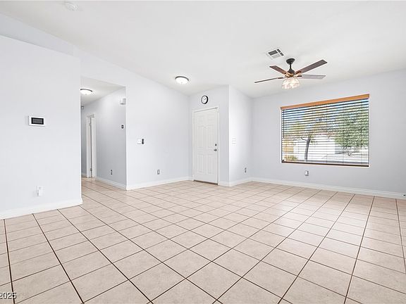 5th image of 2913 Shady Garden Ct