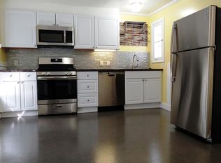 645 Elizabeth St #B, San Francisco, CA 94114
