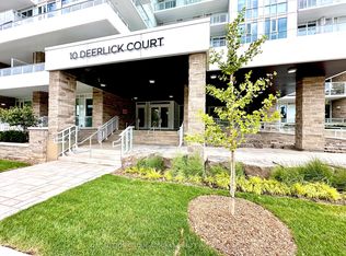 10 Deerlick Ct #302, Toronto, ON M3A 0A7