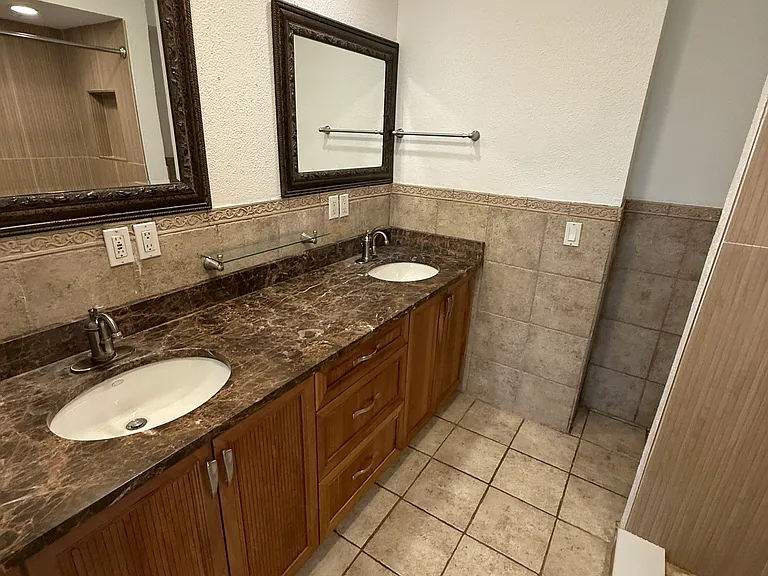 4394 Pompano Dr SE — Photo 19